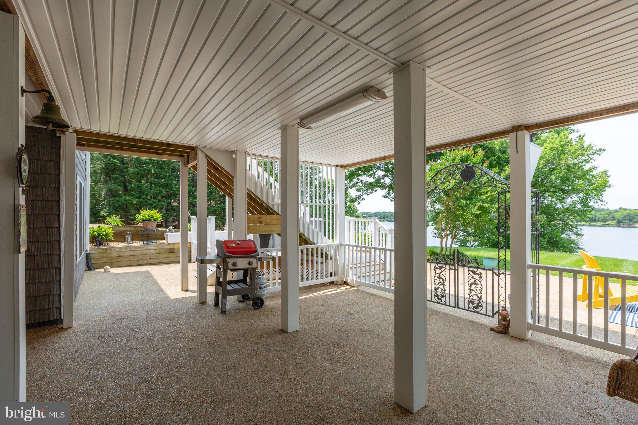 LONG ACRES - Residential