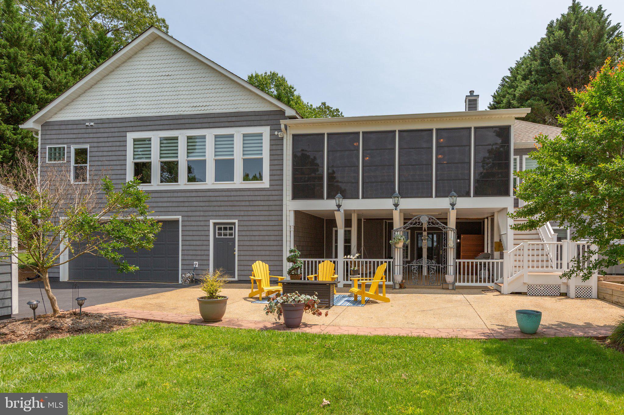 LONG ACRES - Residential