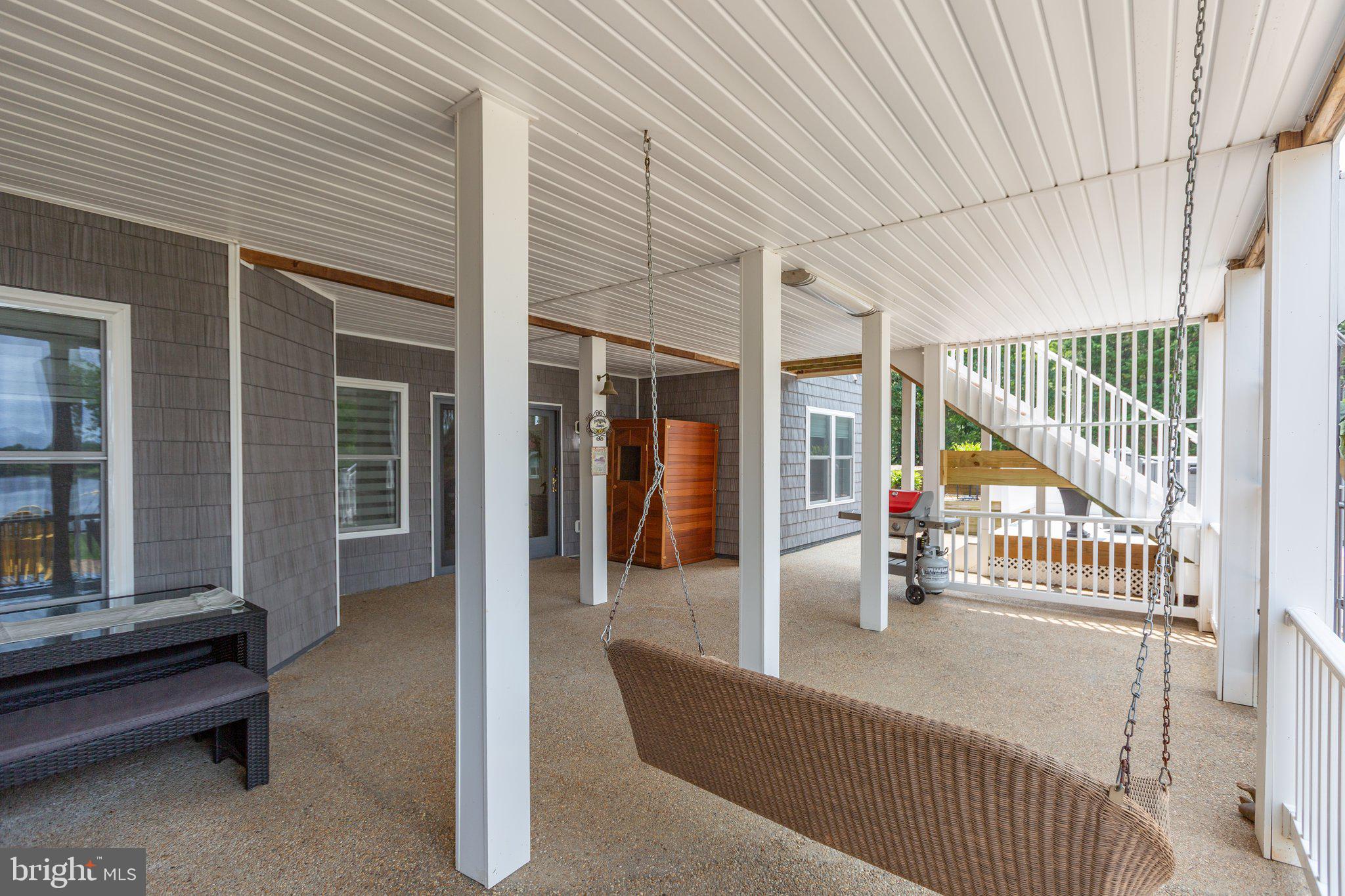 LONG ACRES - Residential