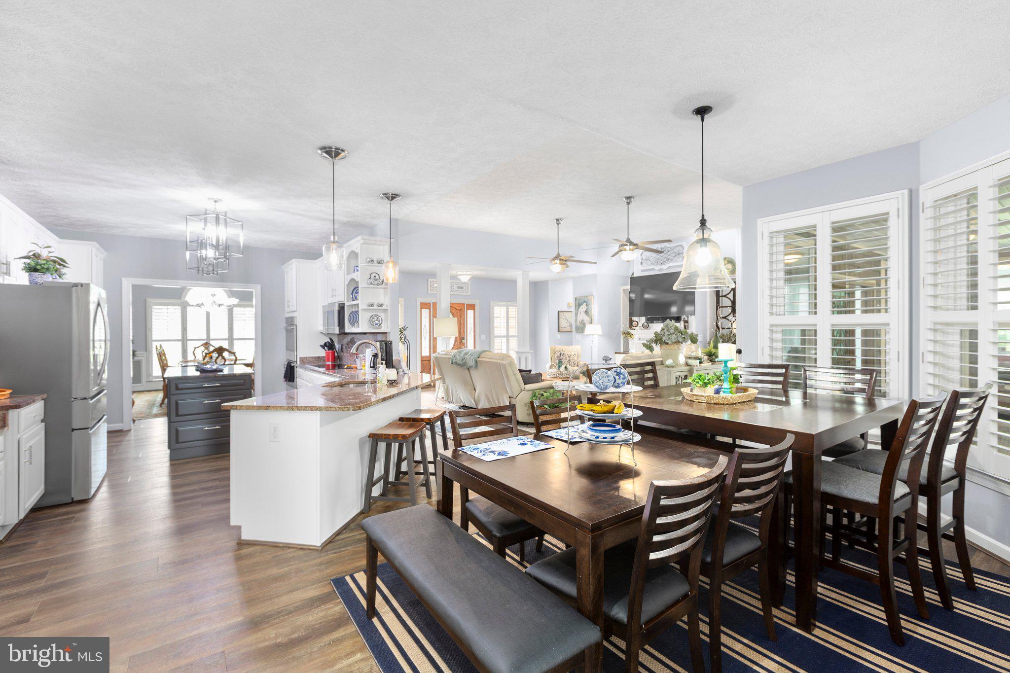 LONG ACRES - Residential