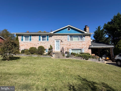 Photo of 2016 Tinker Drive, FORT WASHINGTON, MD 20744 (MLS # MDPG2223122)