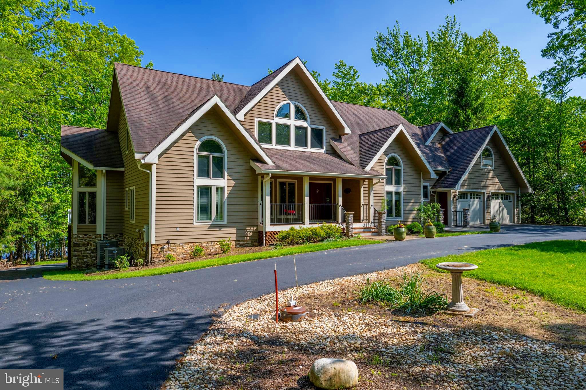 1100 S BLAKESLEE ROAD