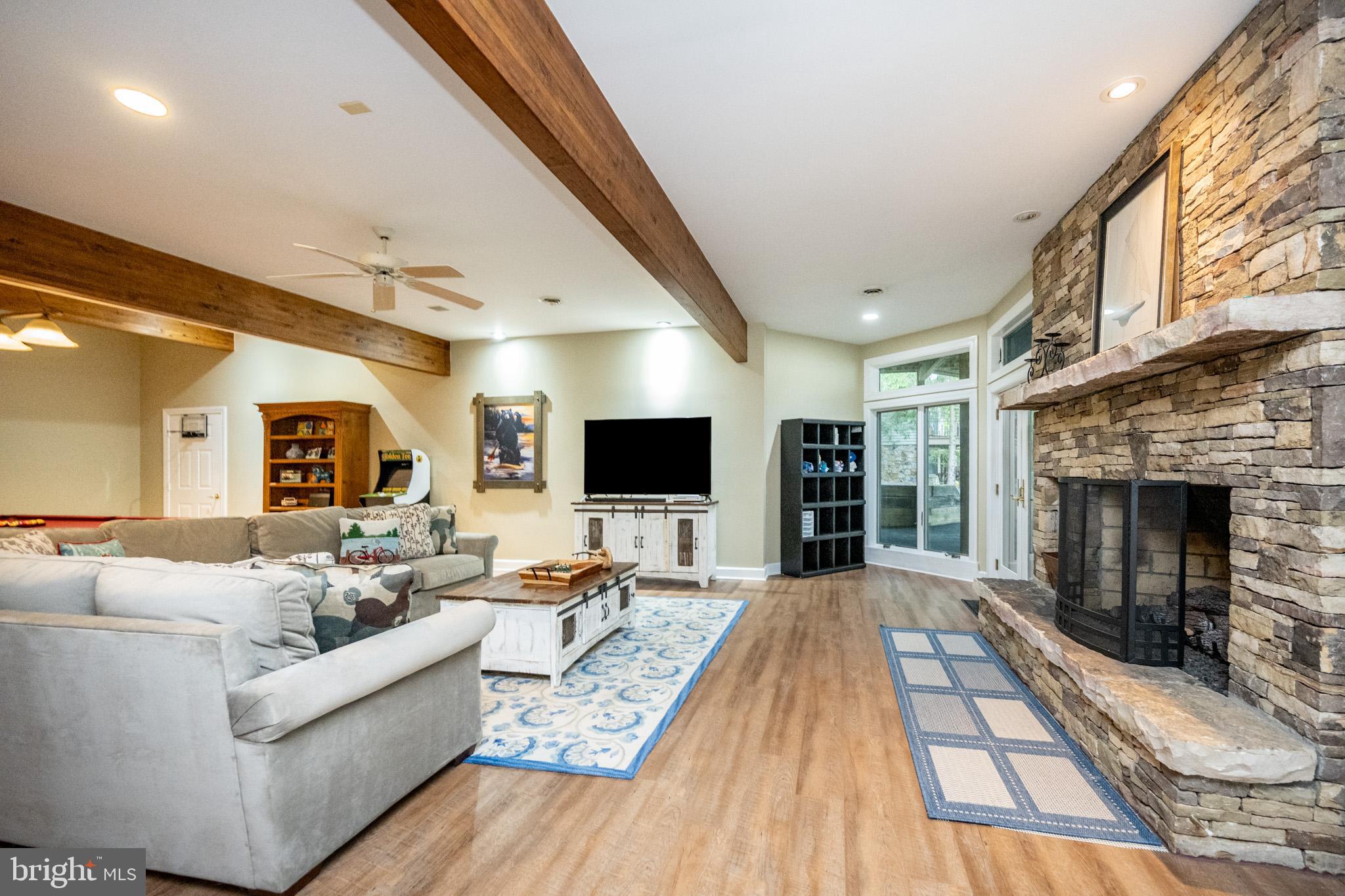 BLAKESLEE - Residential