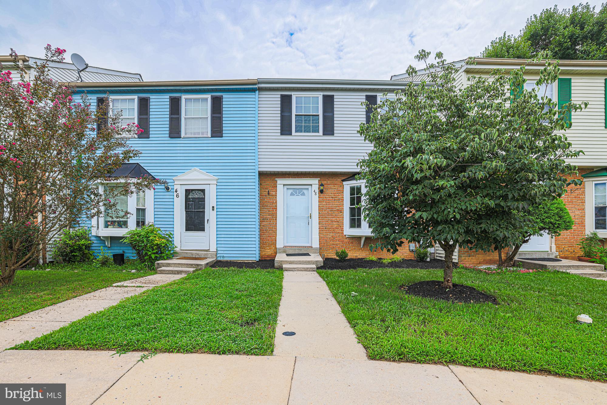 48 SANDSTONE COURT