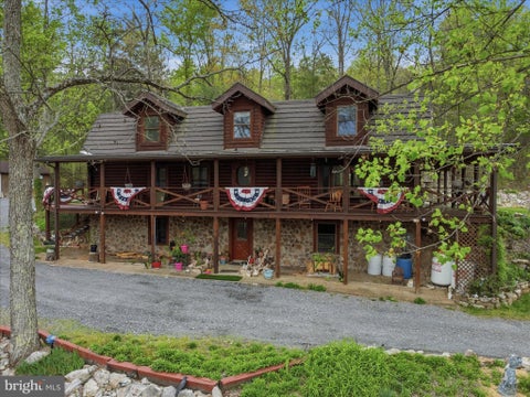 Homes For Sale - 477 E Blackberry Lane<br/> Fulton County, MC CONNELLSBURG, PA 17233