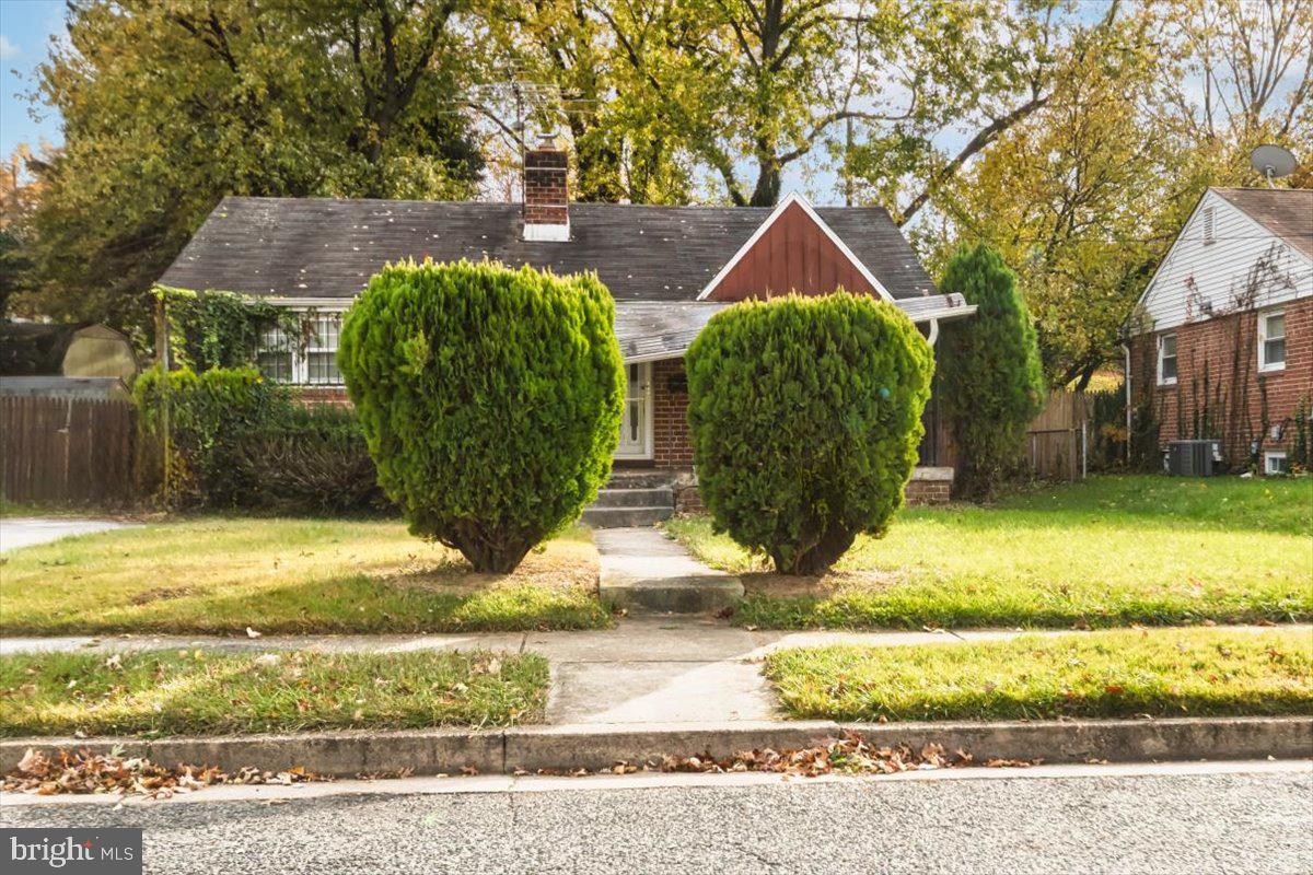 5605 GROVELAND AVENUE