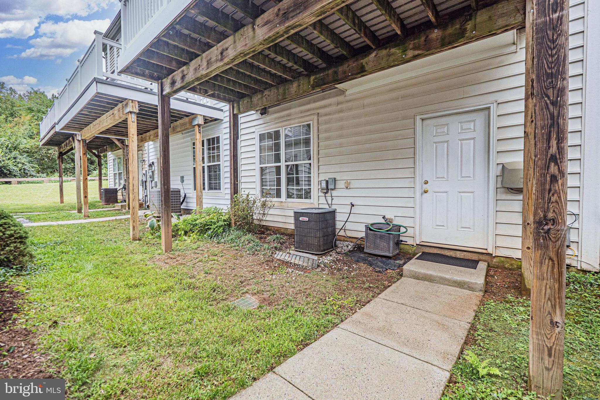 HIDDEN CREEK - Residential