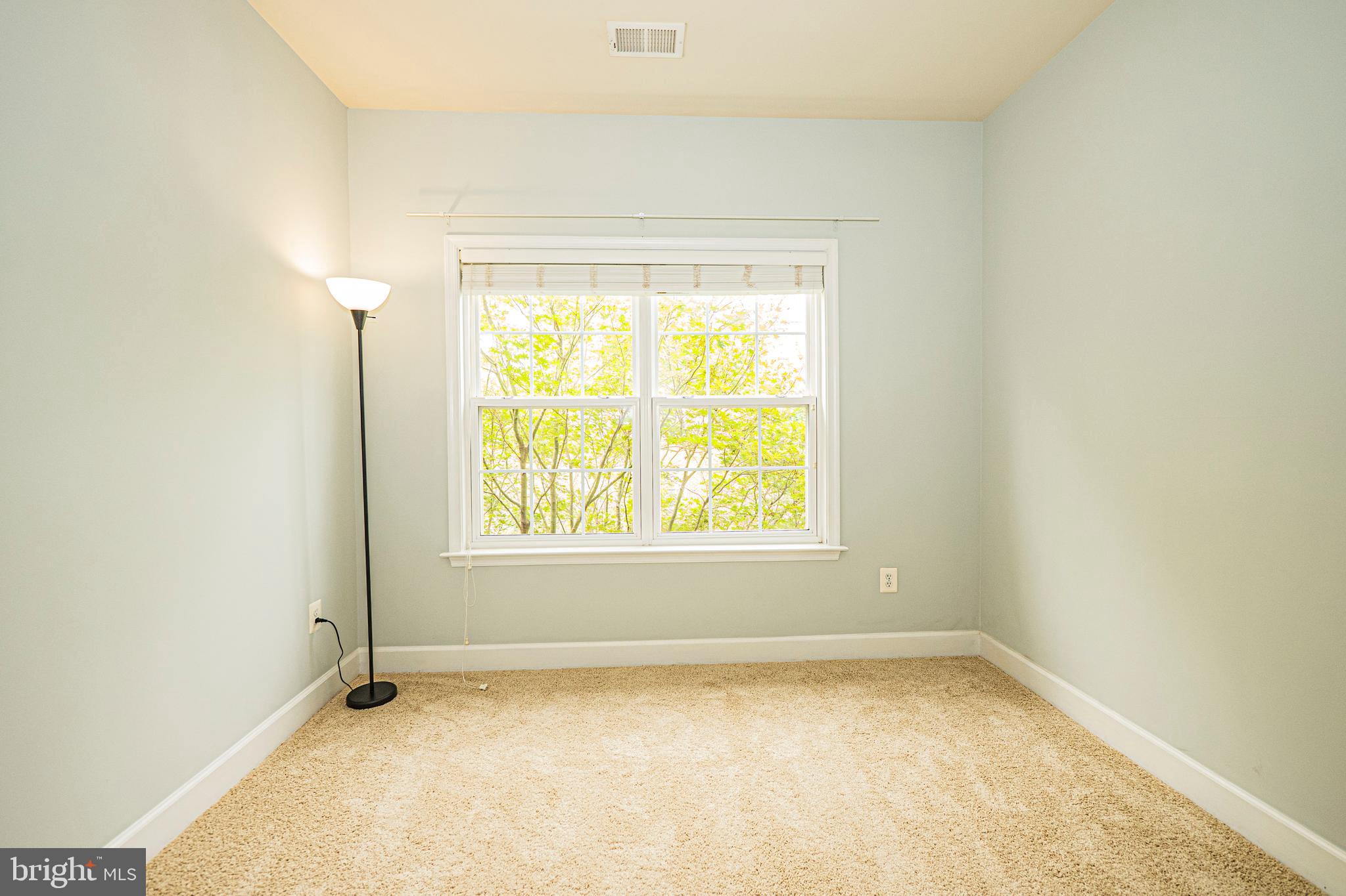 HIDDEN CREEK - Residential