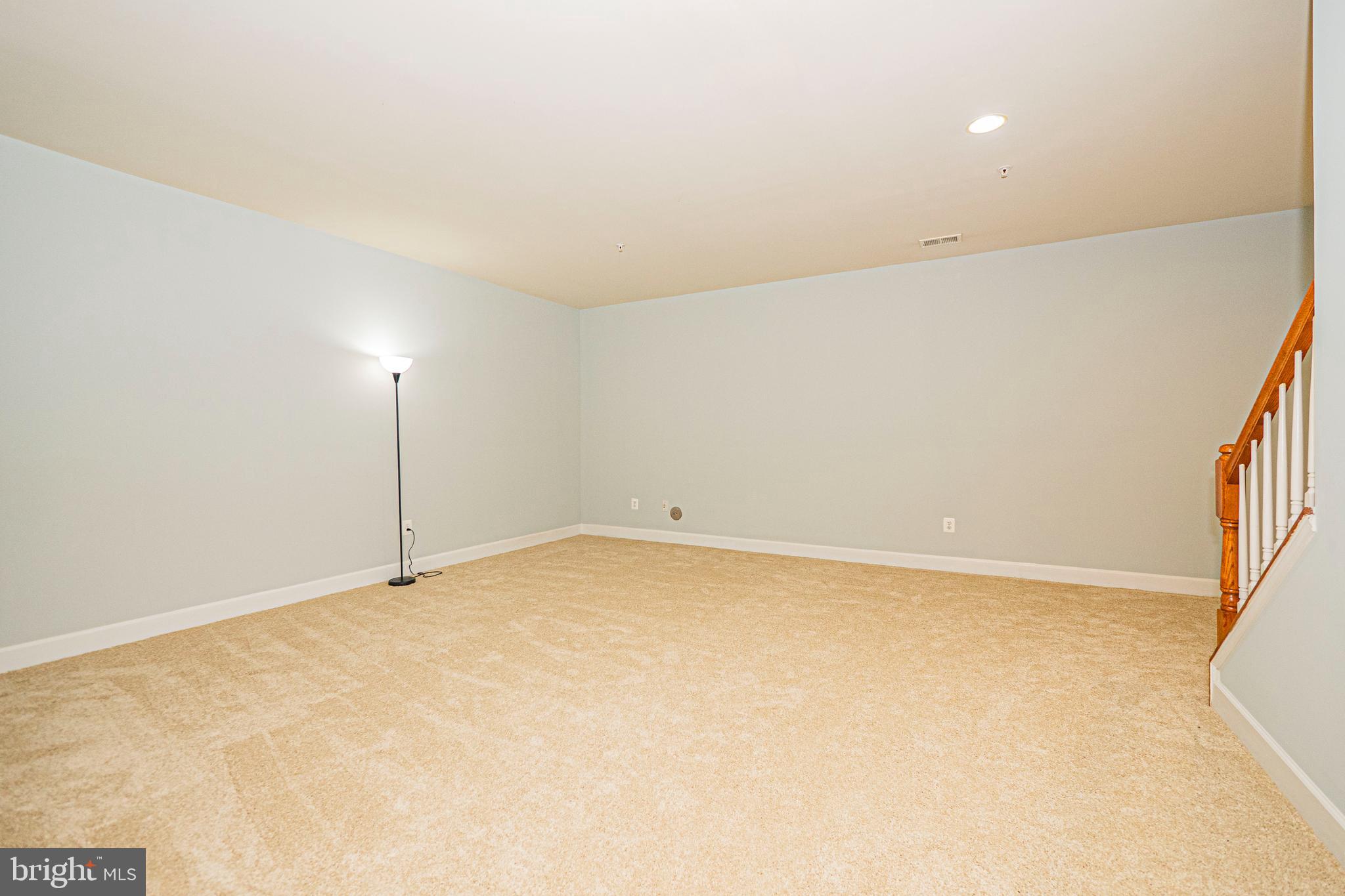 HIDDEN CREEK - Residential