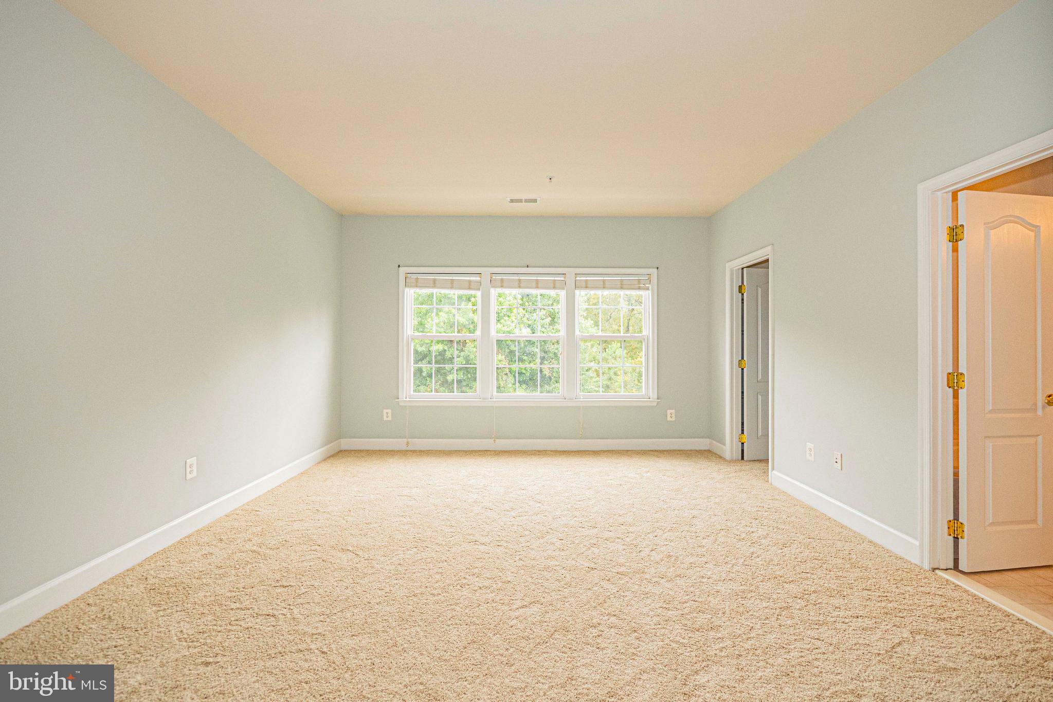 HIDDEN CREEK - Residential