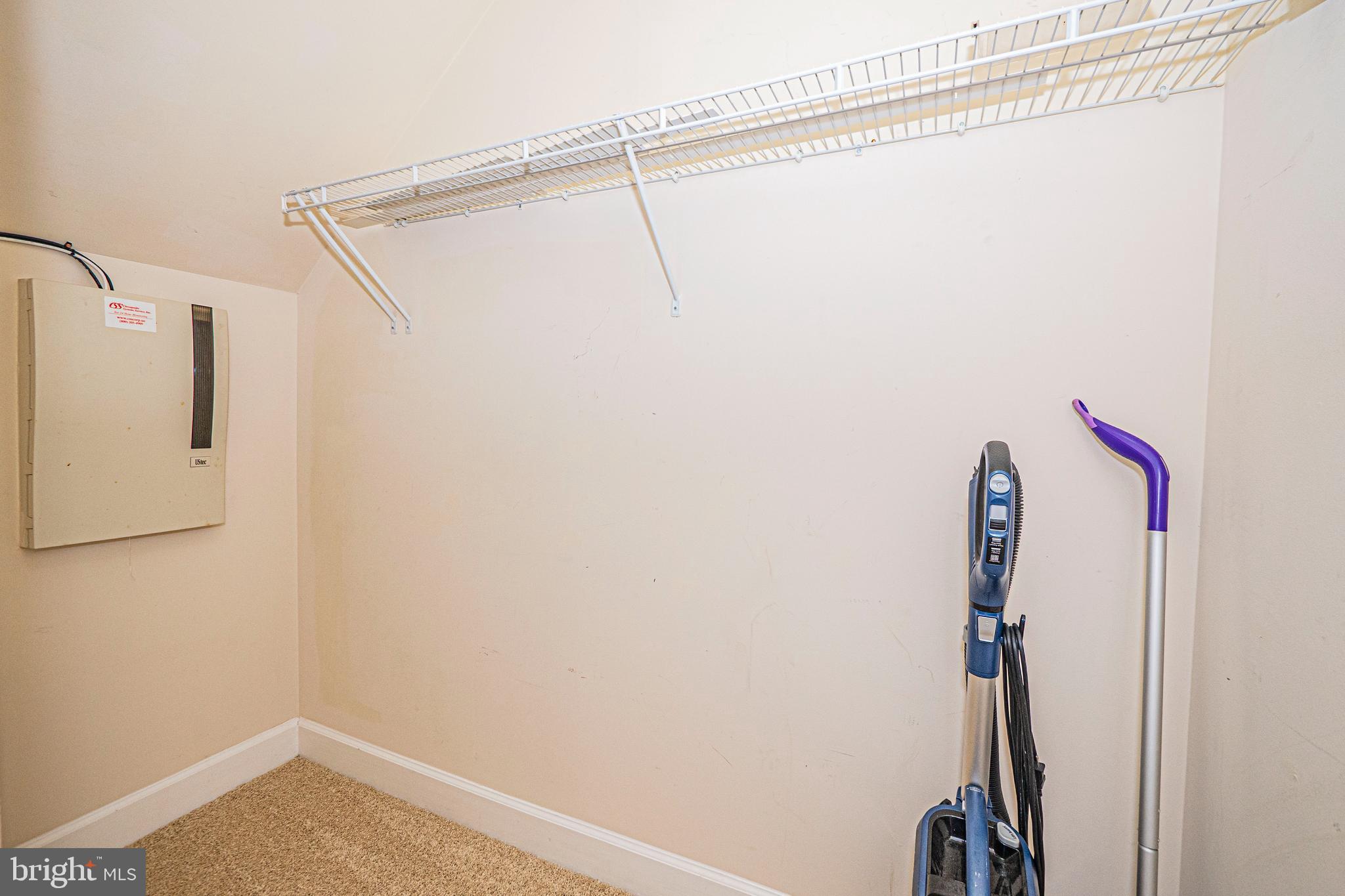 HIDDEN CREEK - Residential