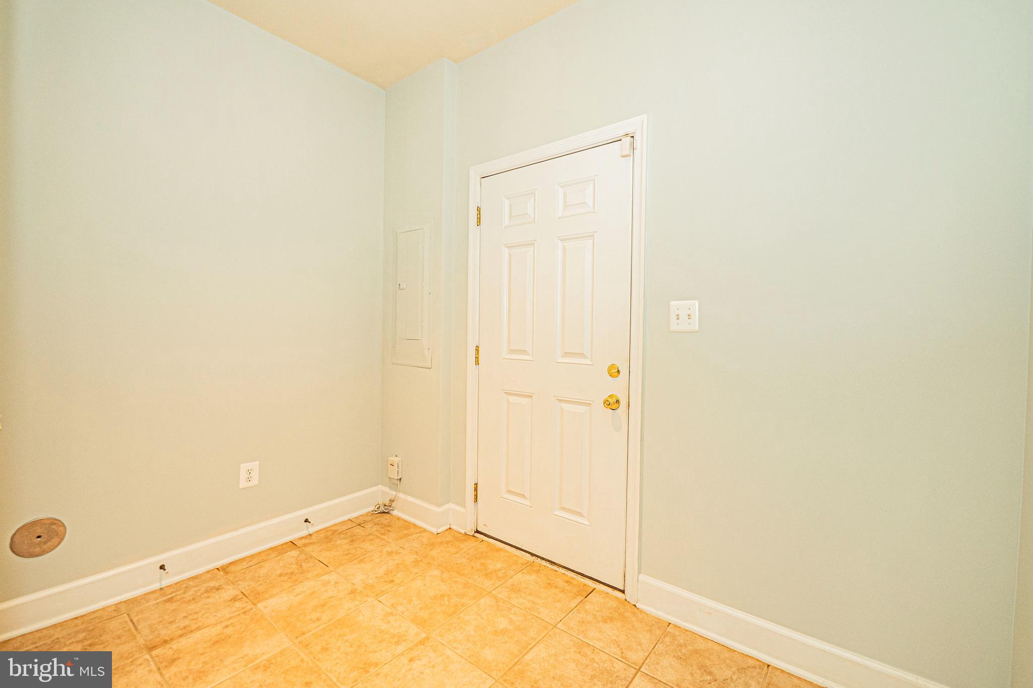 HIDDEN CREEK - Residential