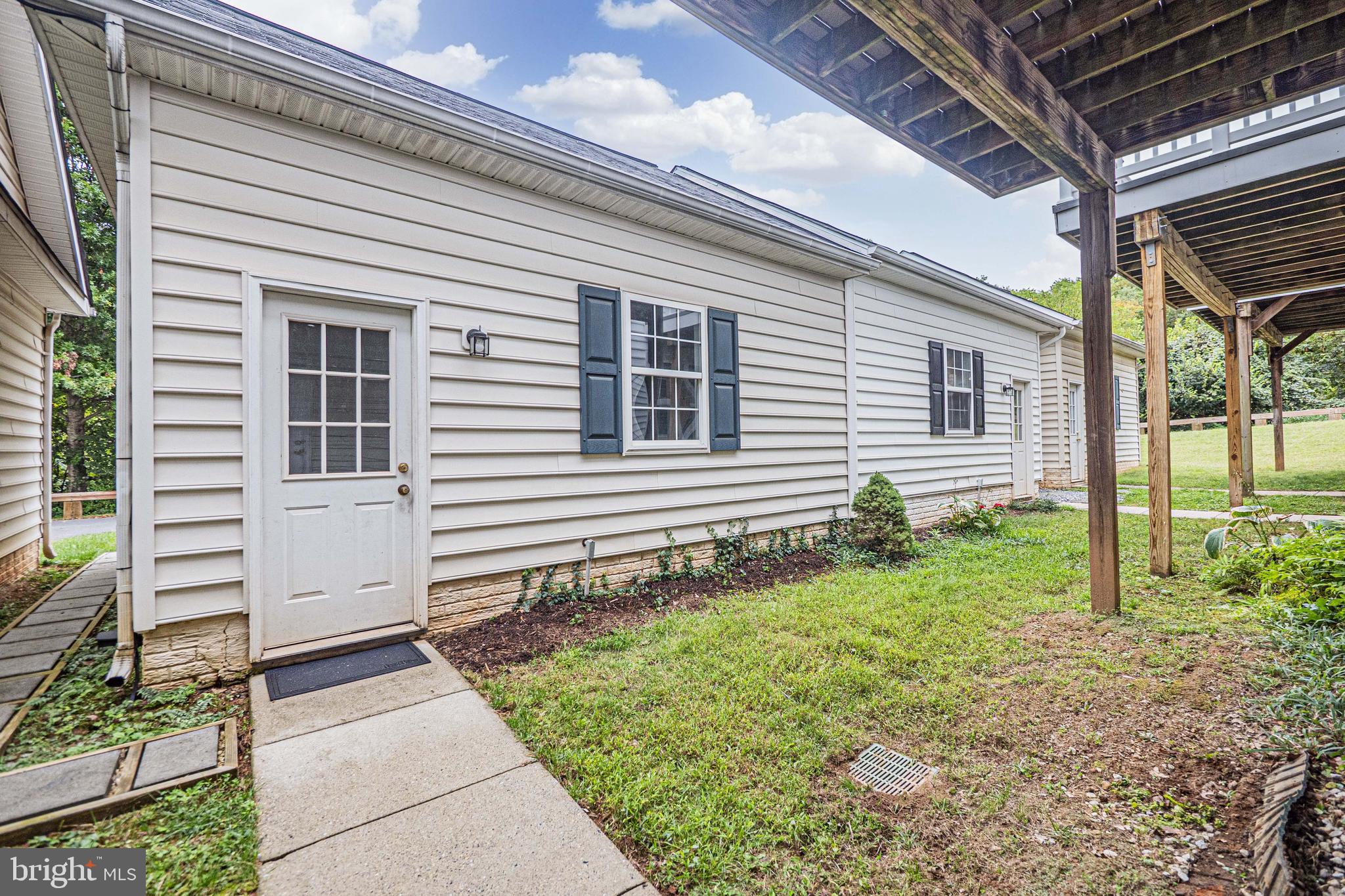 HIDDEN CREEK - Residential