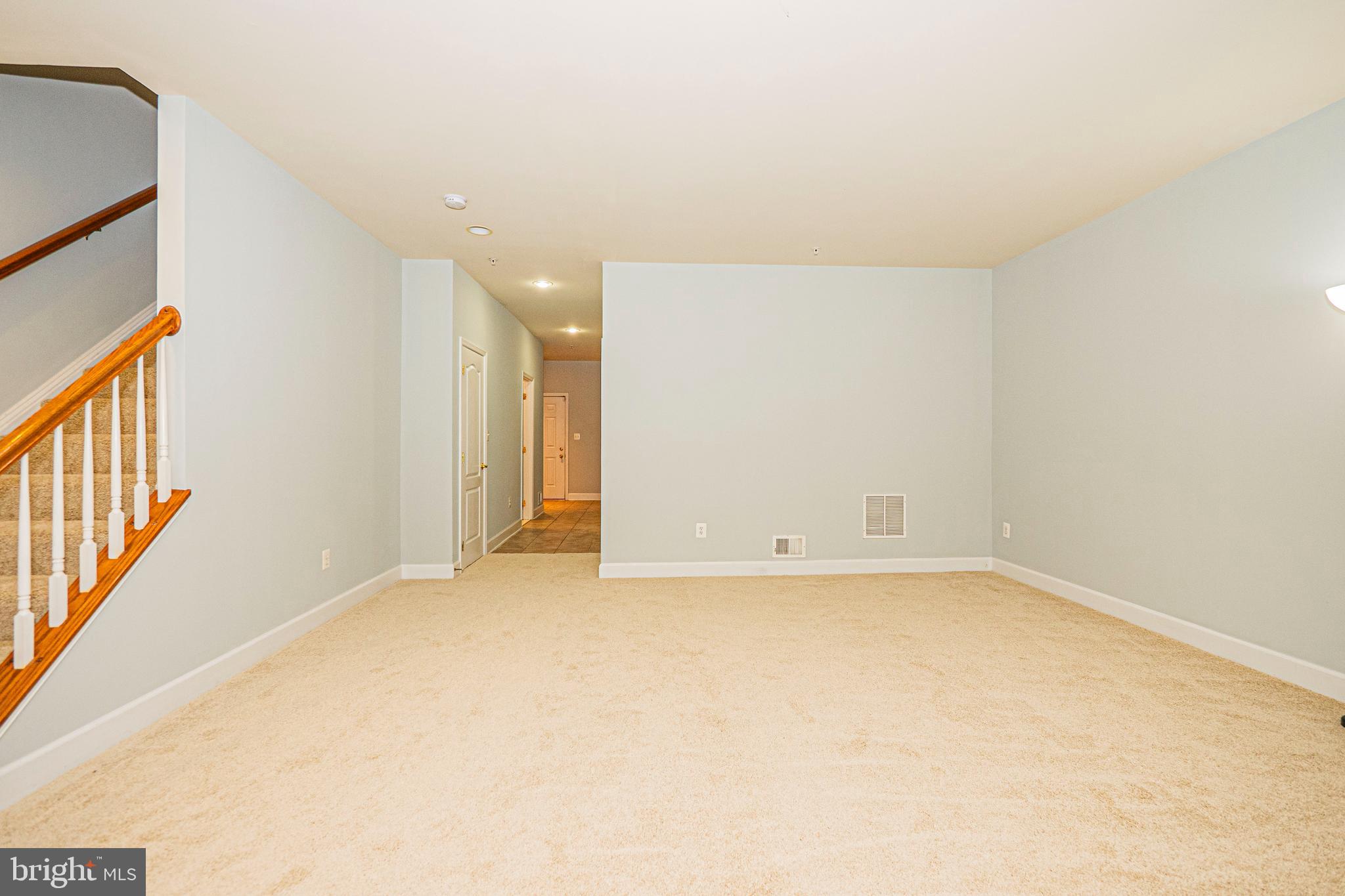 HIDDEN CREEK - Residential