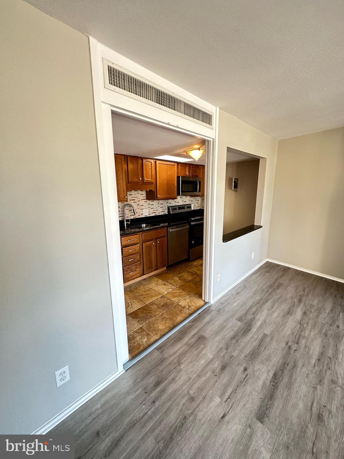 LAKE ANNE OF RESTON - Residential Lease