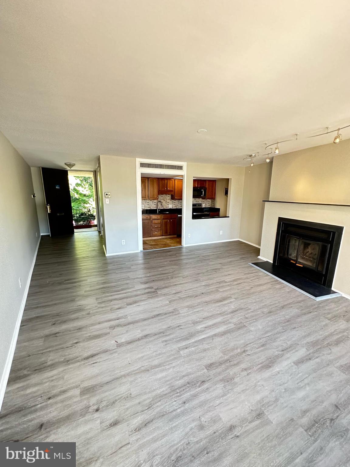 LAKE ANNE OF RESTON - Residential Lease