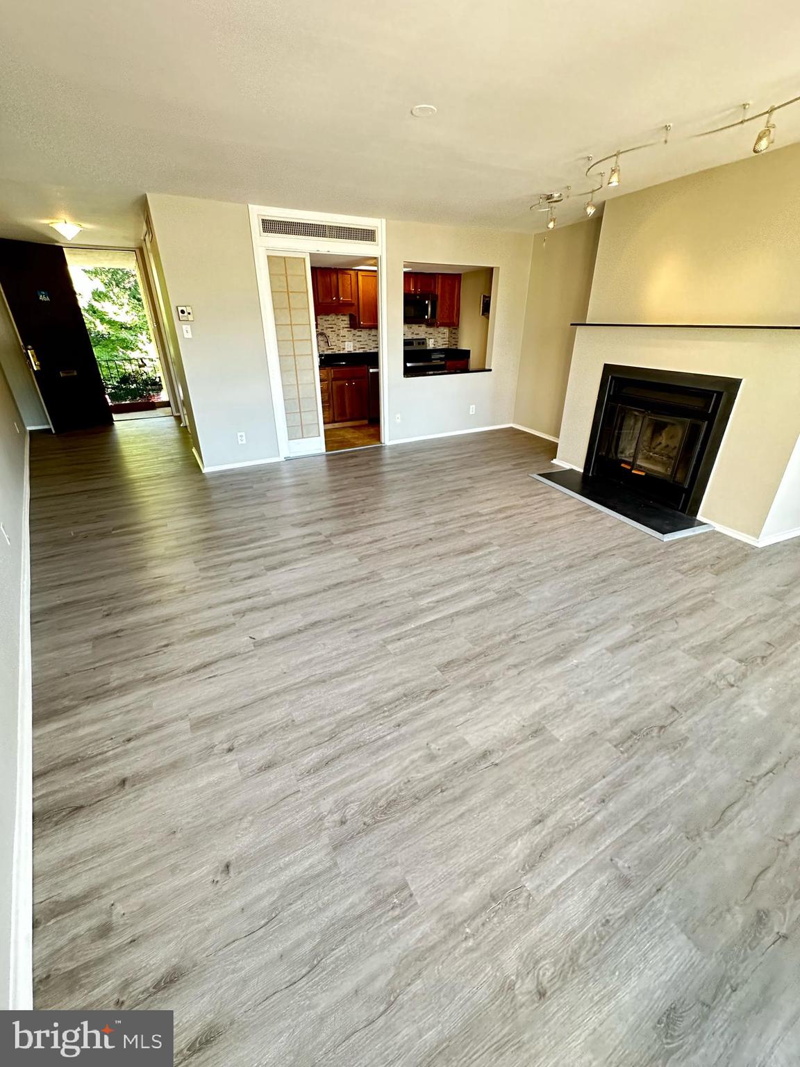 LAKE ANNE OF RESTON - Residential Lease