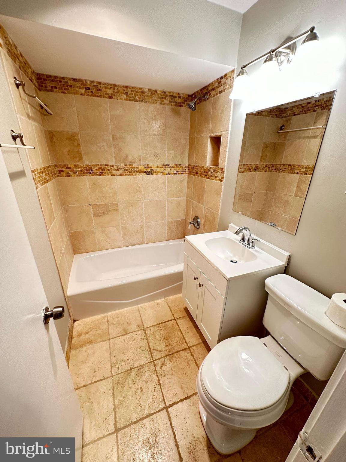 LAKE ANNE OF RESTON - Residential Lease