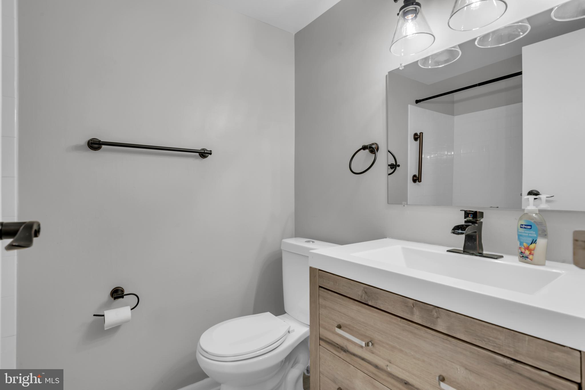 HUNTING RIDGE CONDOMINIUM - Residential