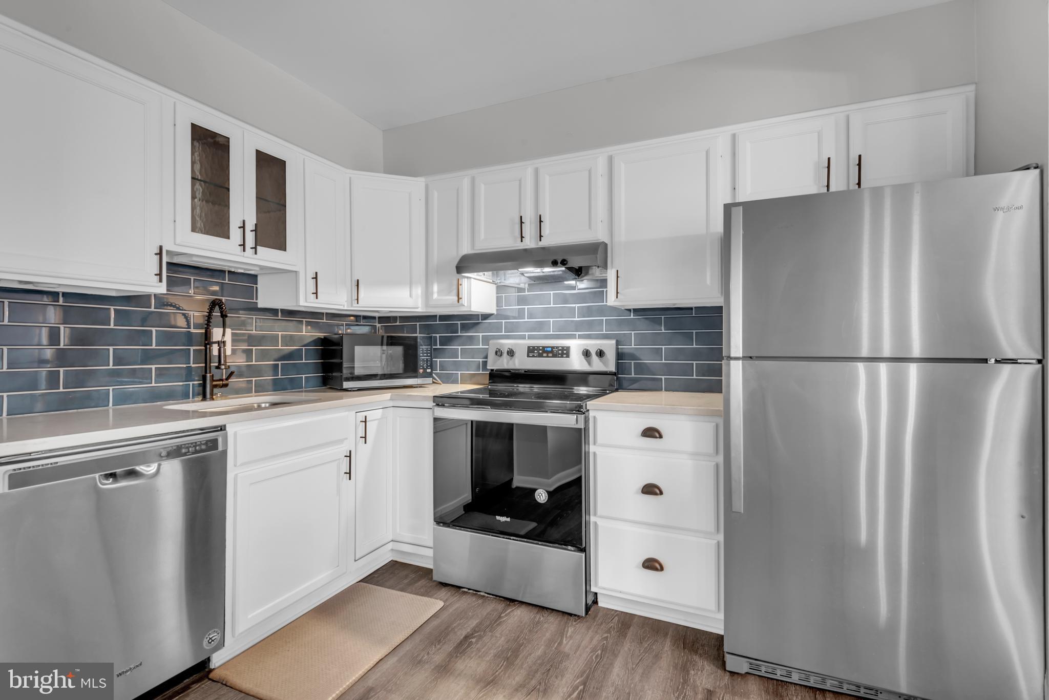 HUNTING RIDGE CONDOMINIUM - Residential