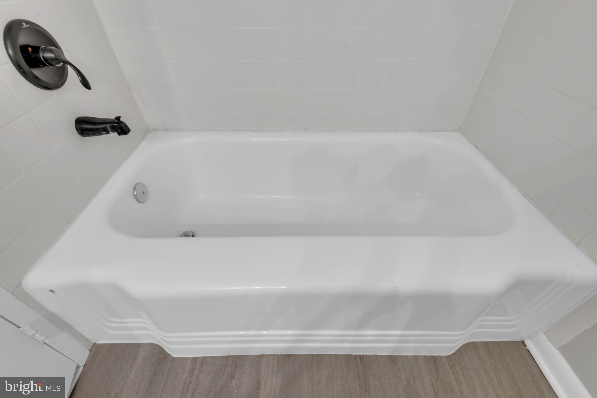 HUNTING RIDGE CONDOMINIUM - Residential