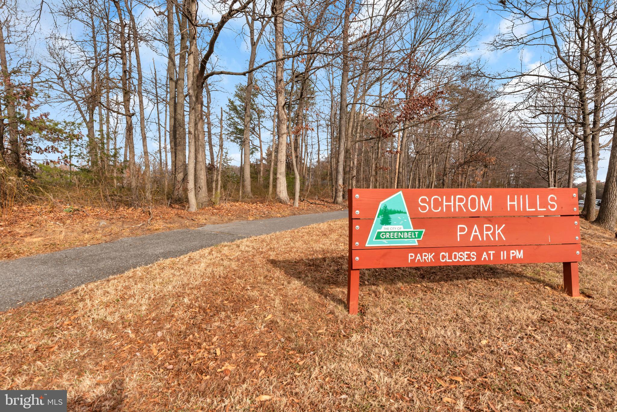 HUNTING RIDGE CONDOMINIUM - Residential