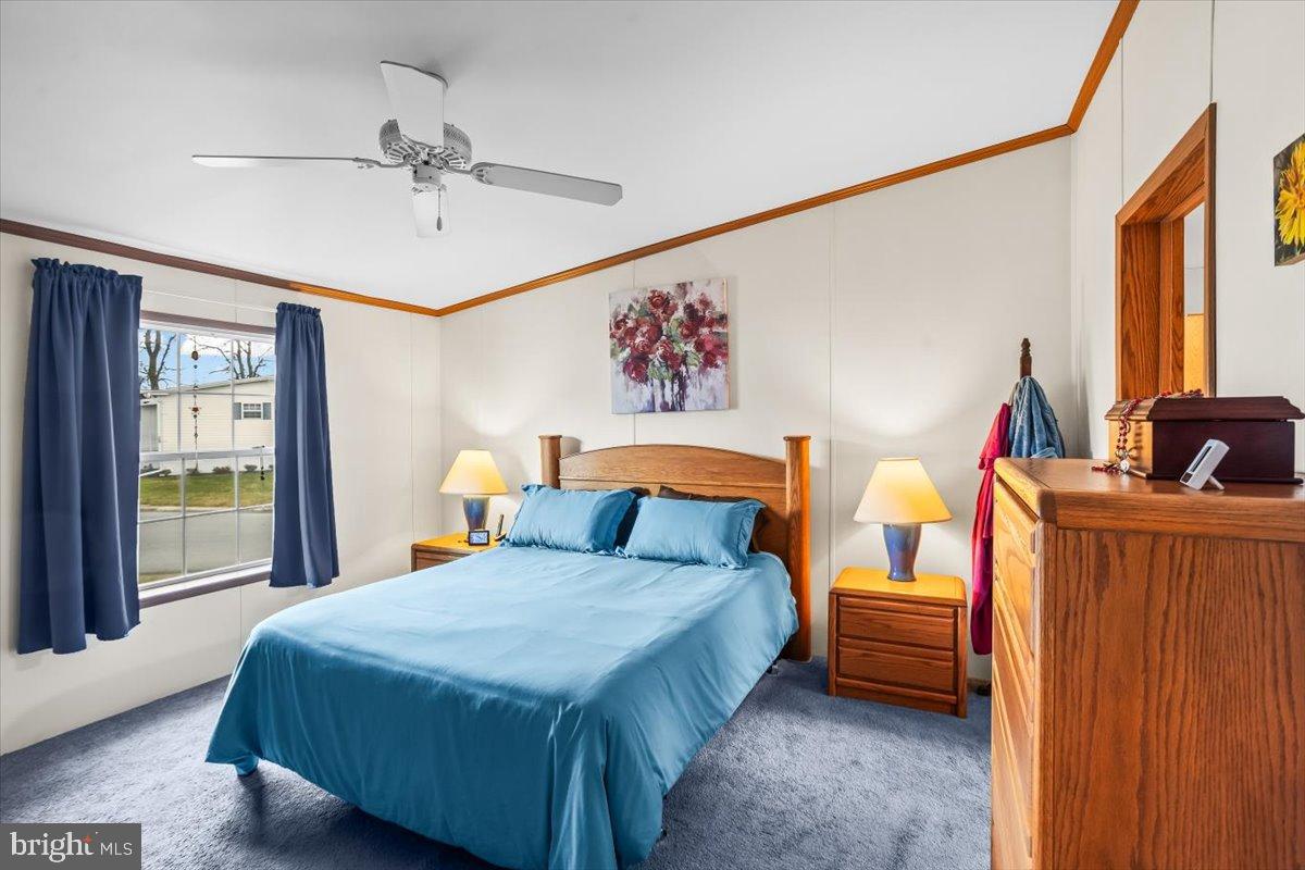 SUNSET ESTATES MHP - Residential