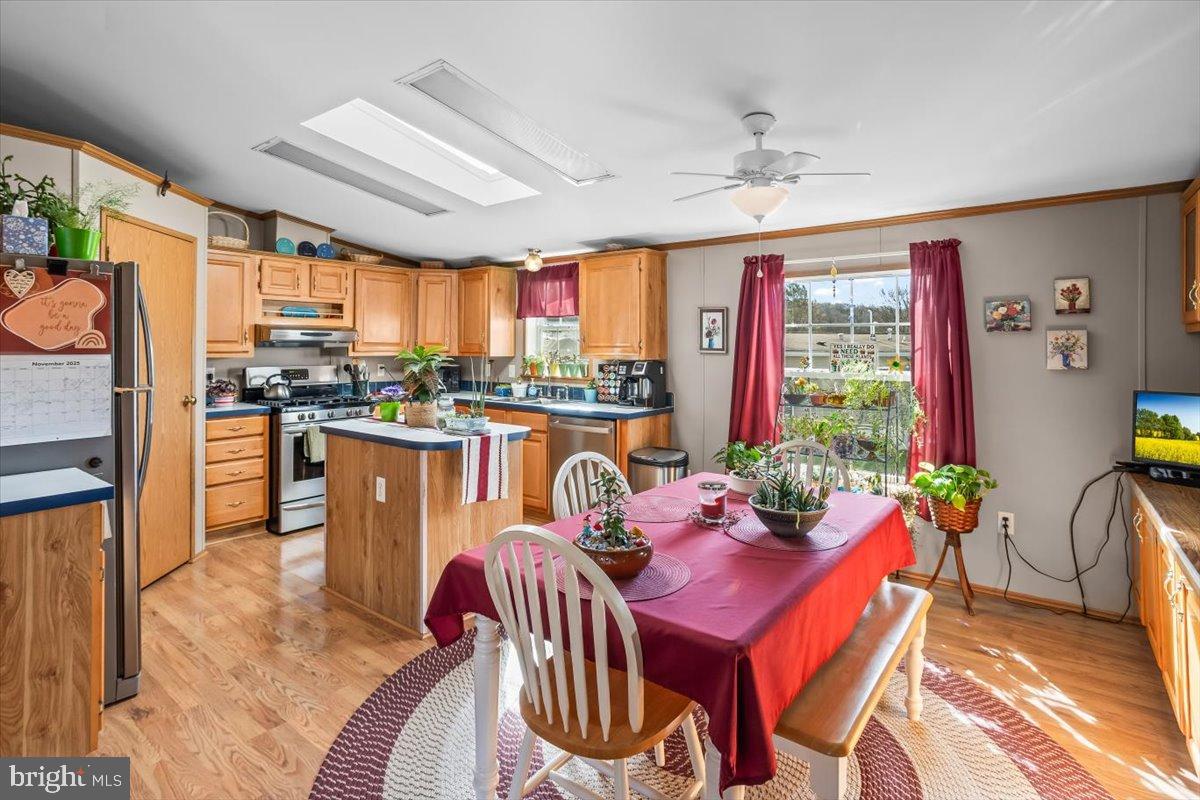 SUNSET ESTATES MHP - Residential