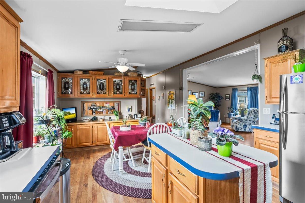 SUNSET ESTATES MHP - Residential