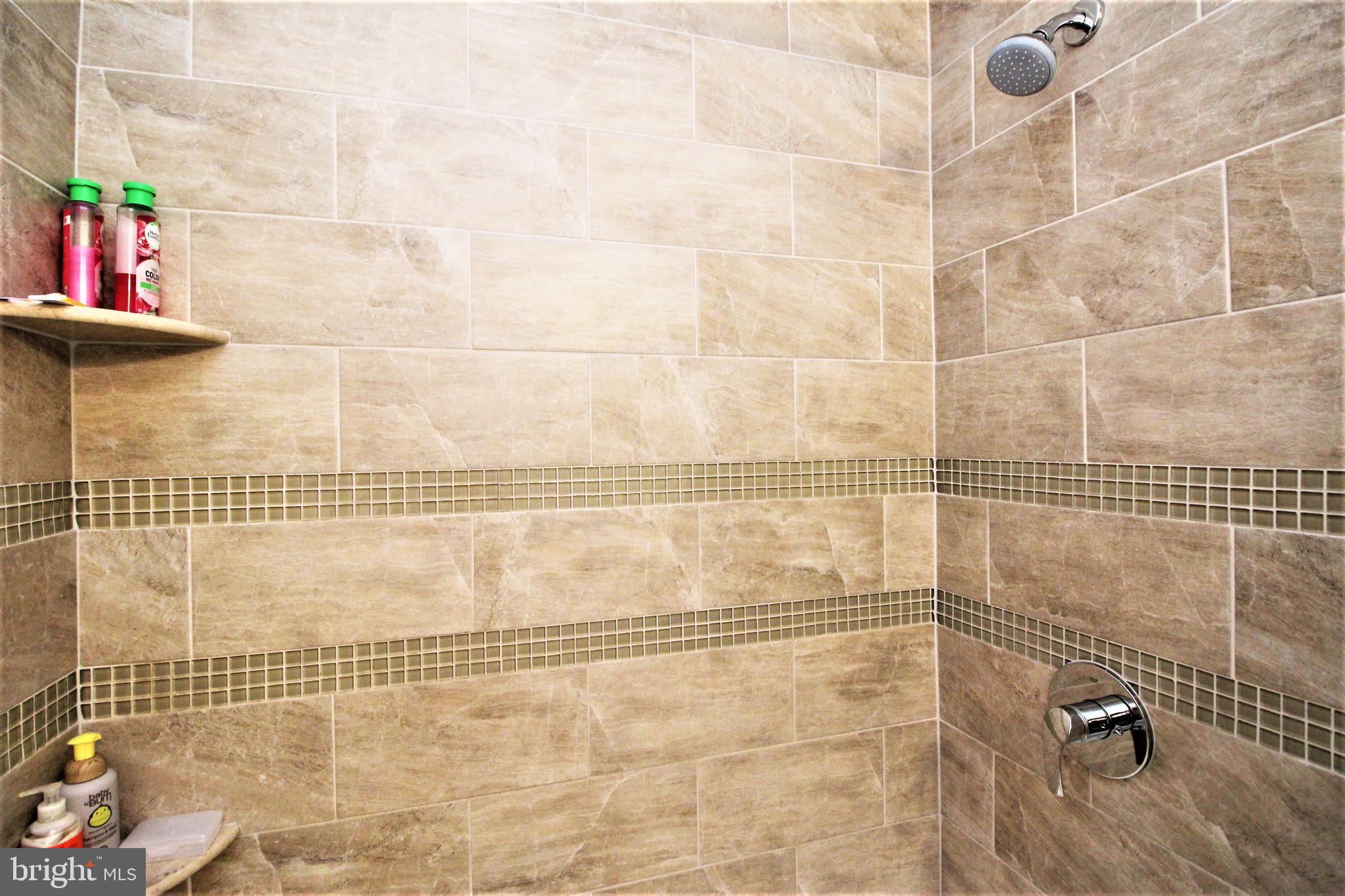 MADISON RIDGE - Residential