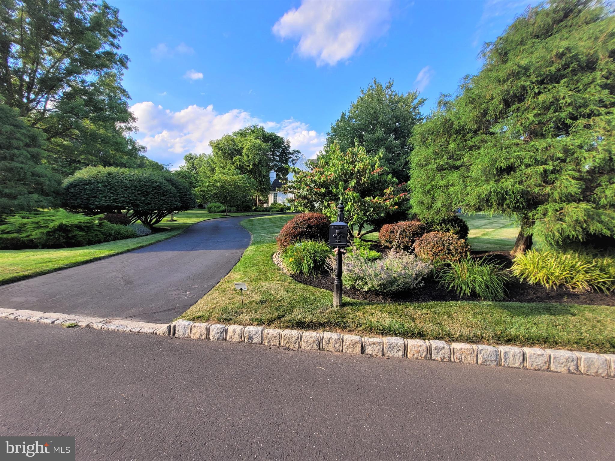 WEATHERFIELD - Residential