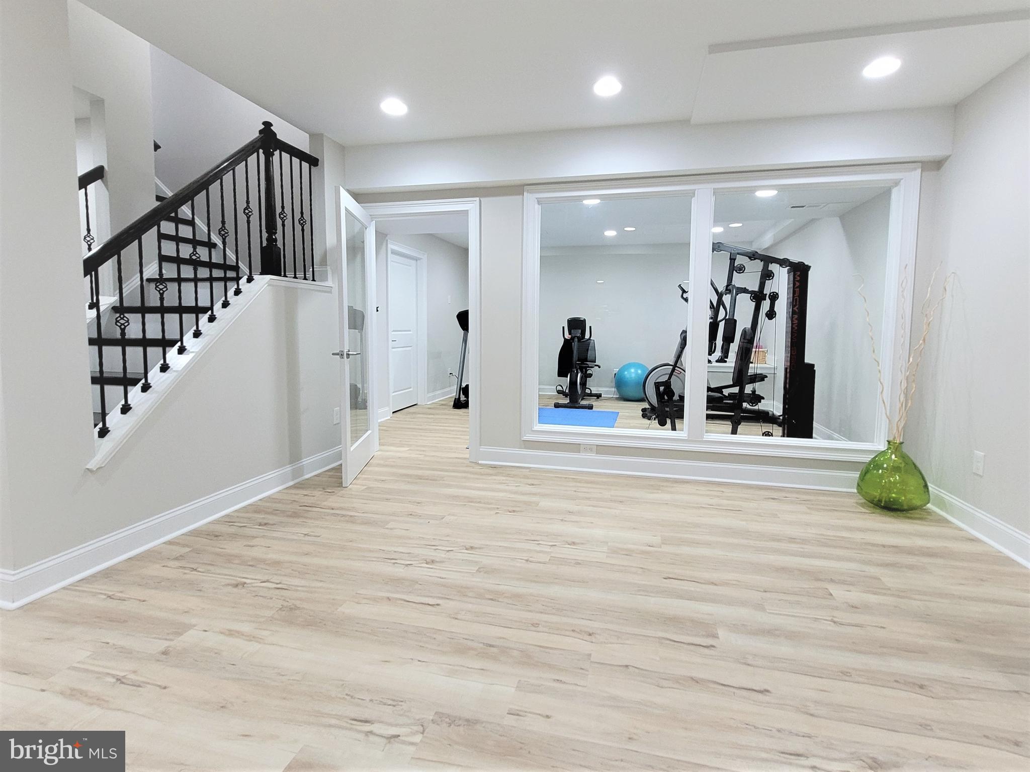 WEATHERFIELD - Residential