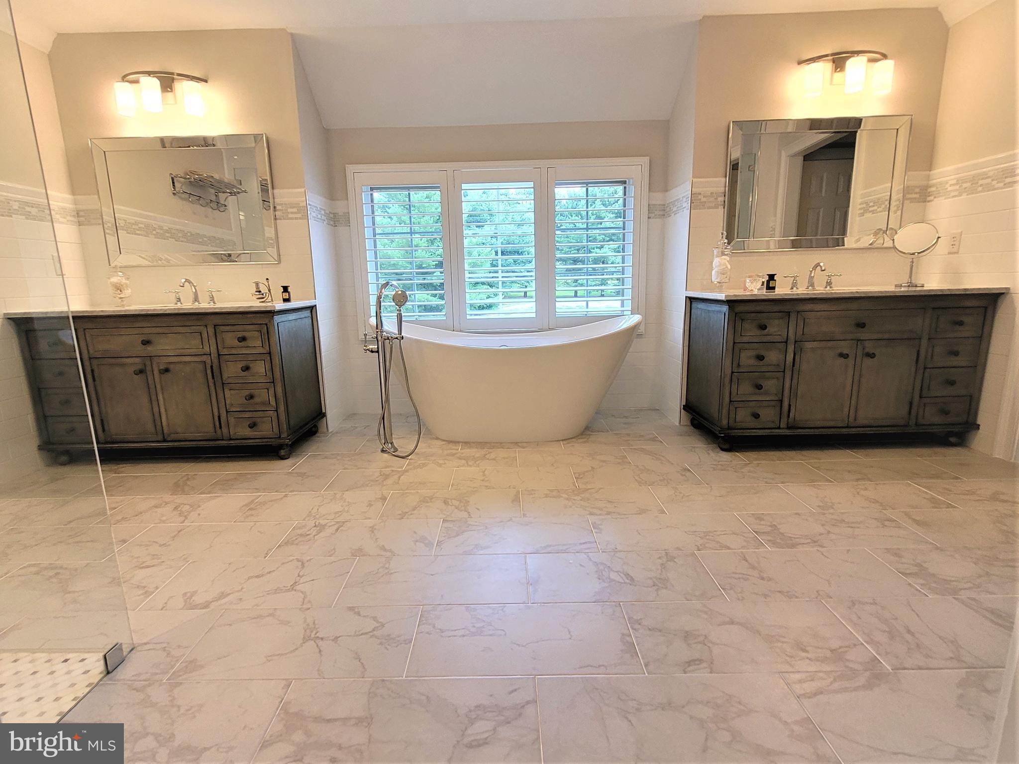 WEATHERFIELD - Residential