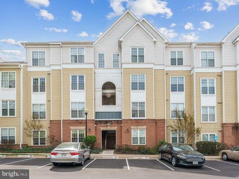 2103 HIGHCOURT LANE 303 HERNDON VA 20170