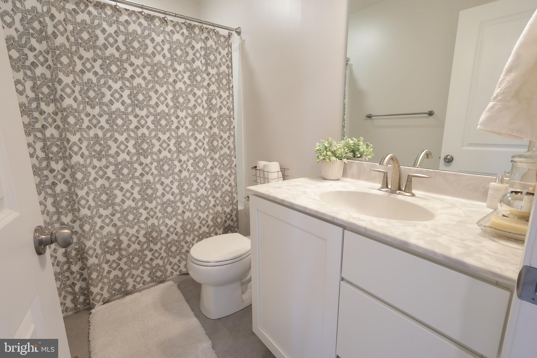 CANTERBURY RIDGE - Residential