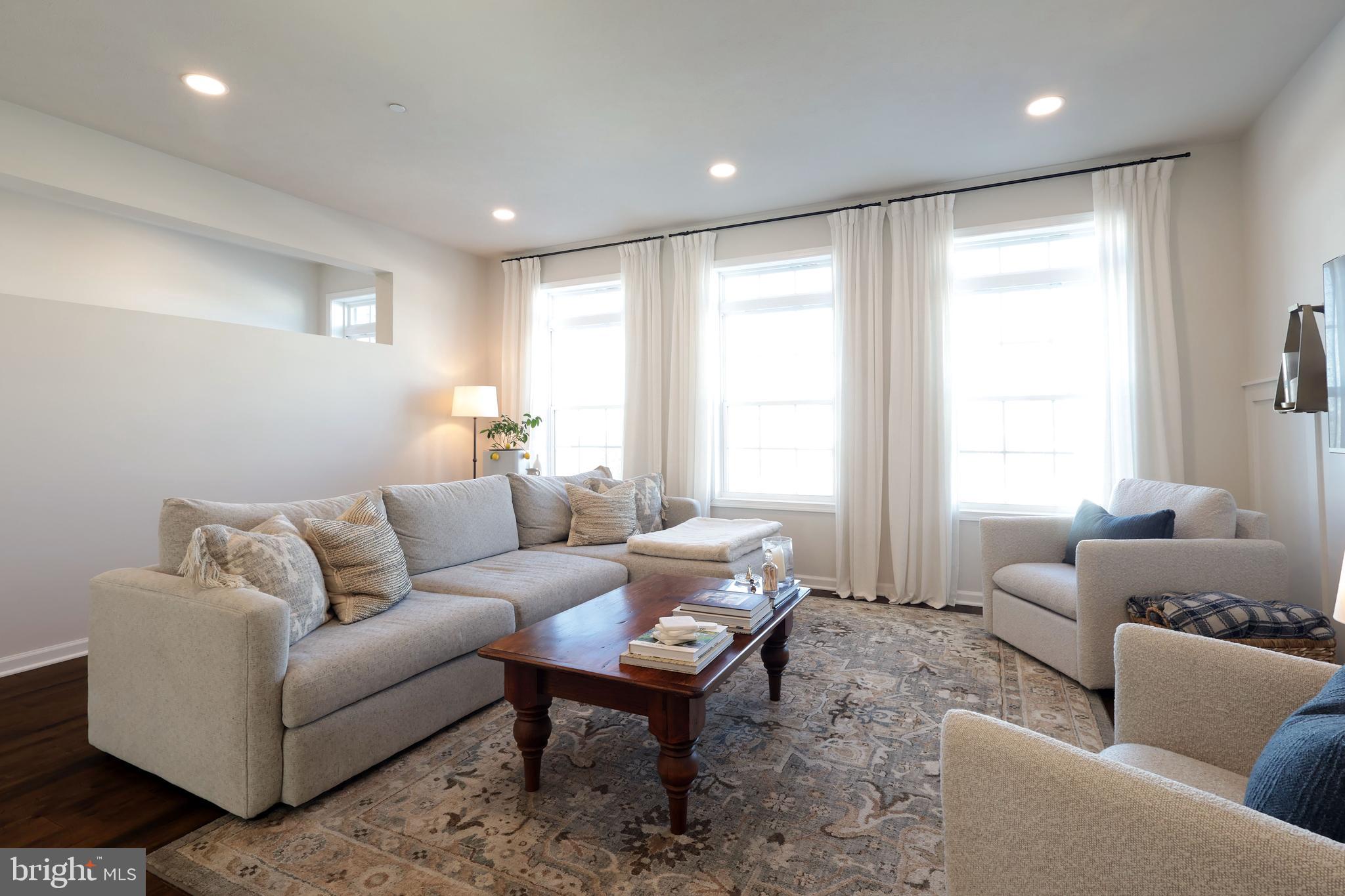 CANTERBURY RIDGE - Residential