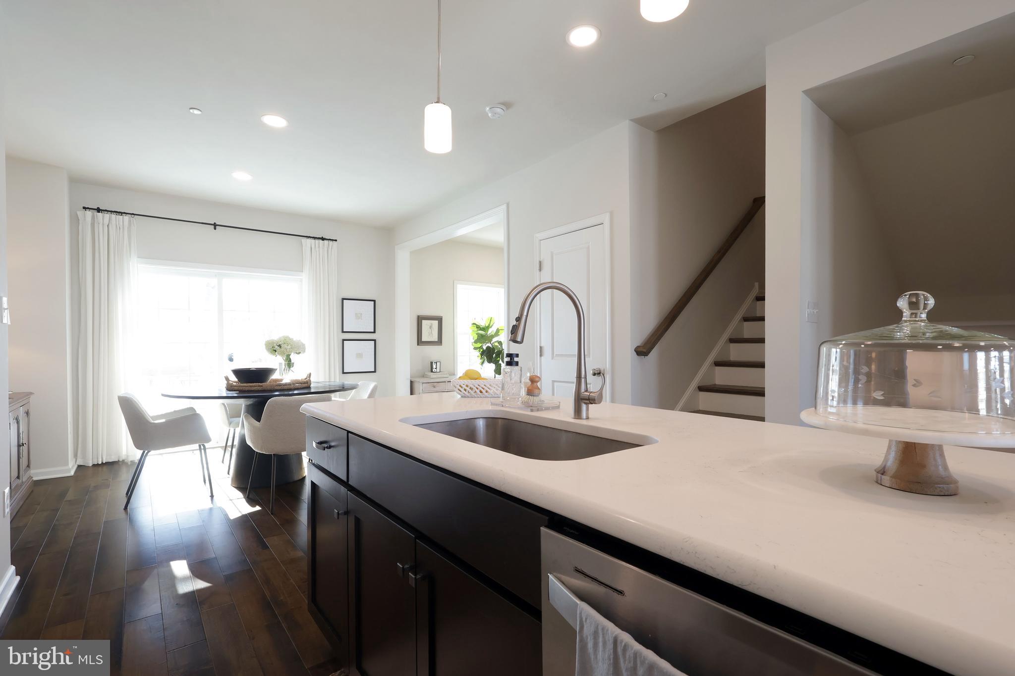 CANTERBURY RIDGE - Residential