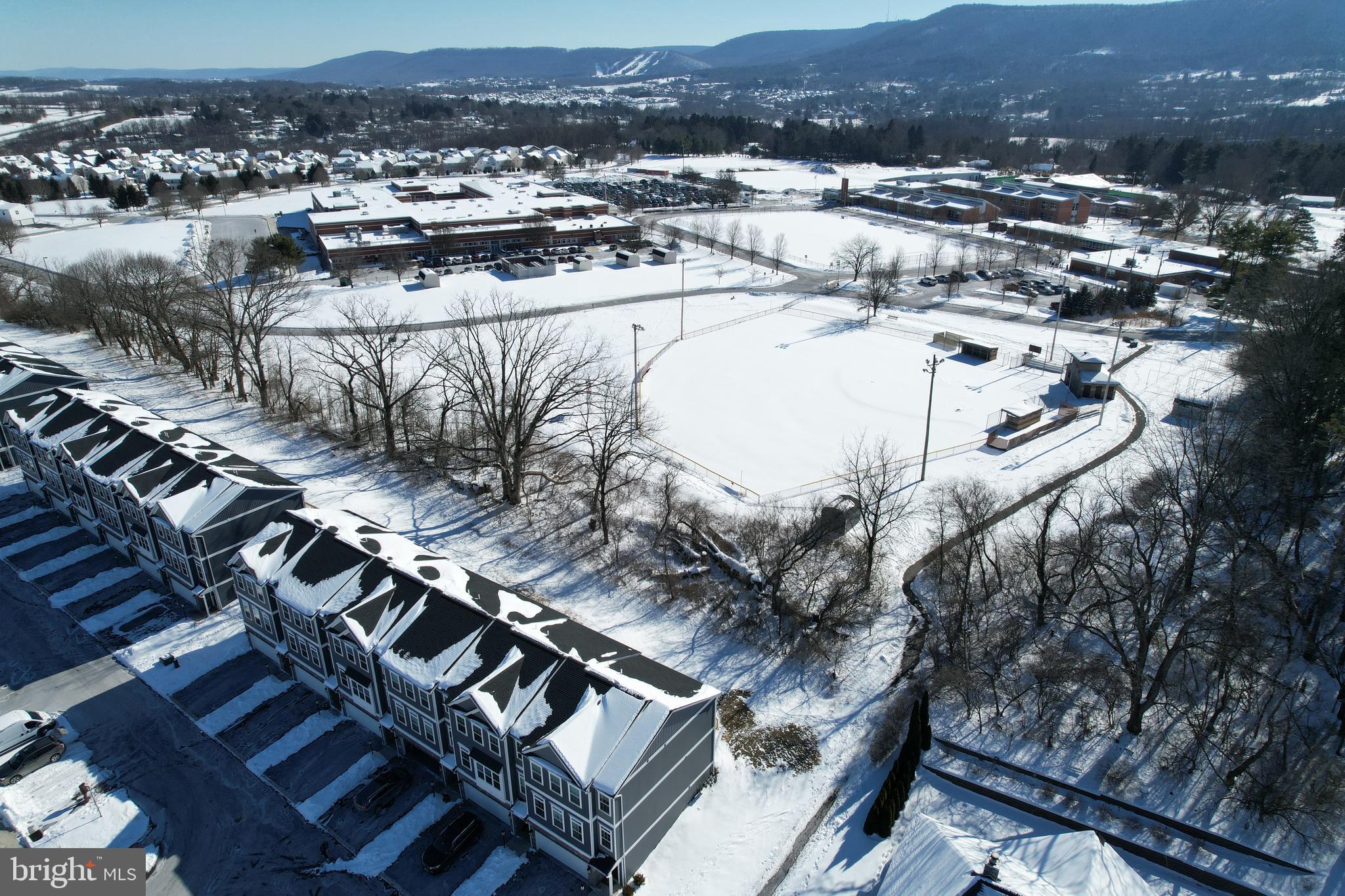 CANTERBURY RIDGE - Residential