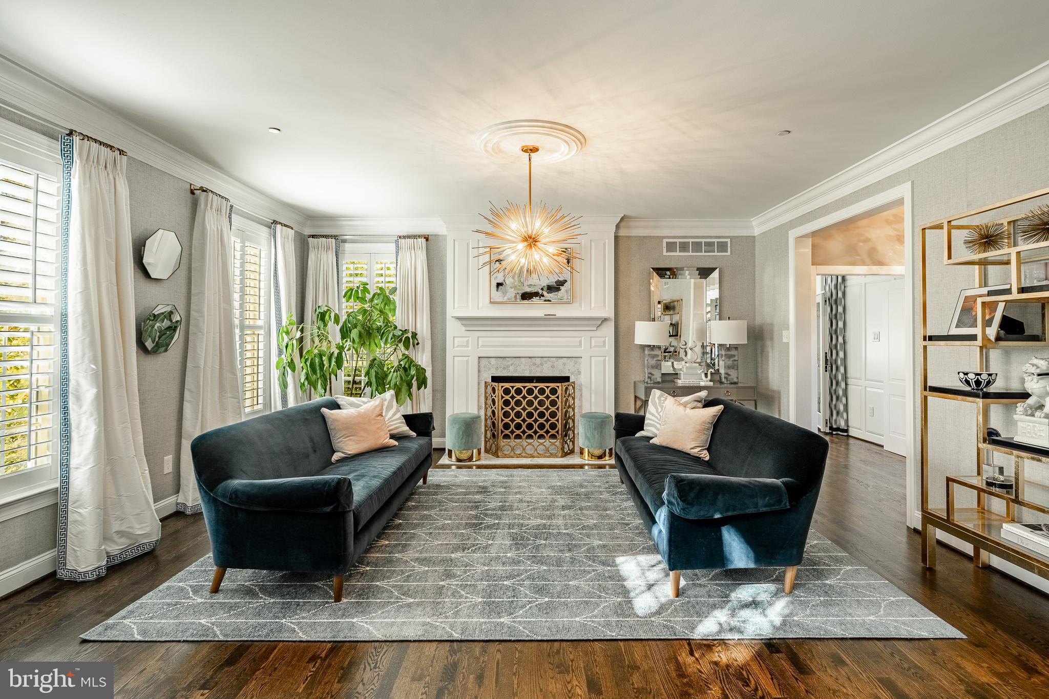 WHITEGATE - Residential