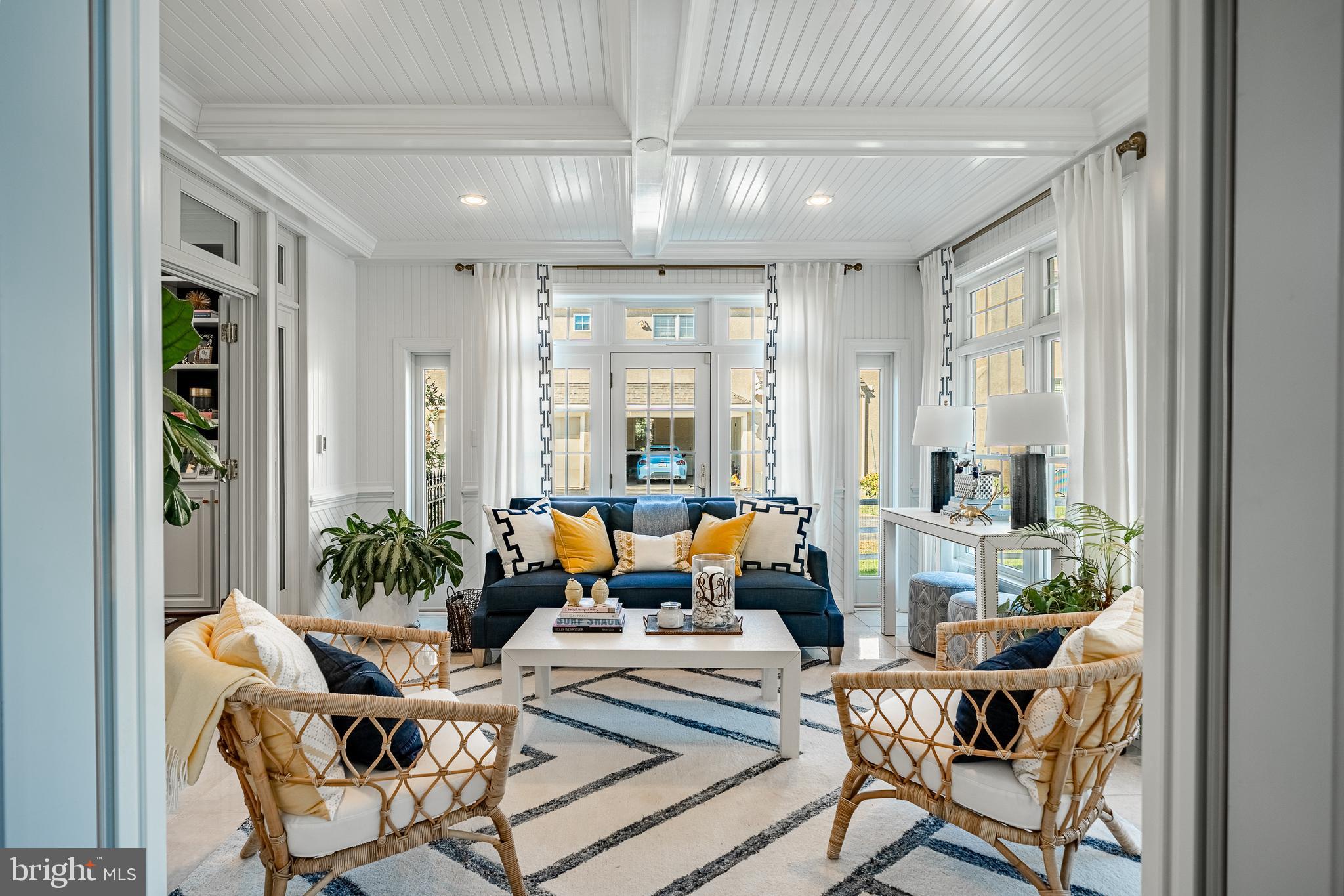 WHITEGATE - Residential