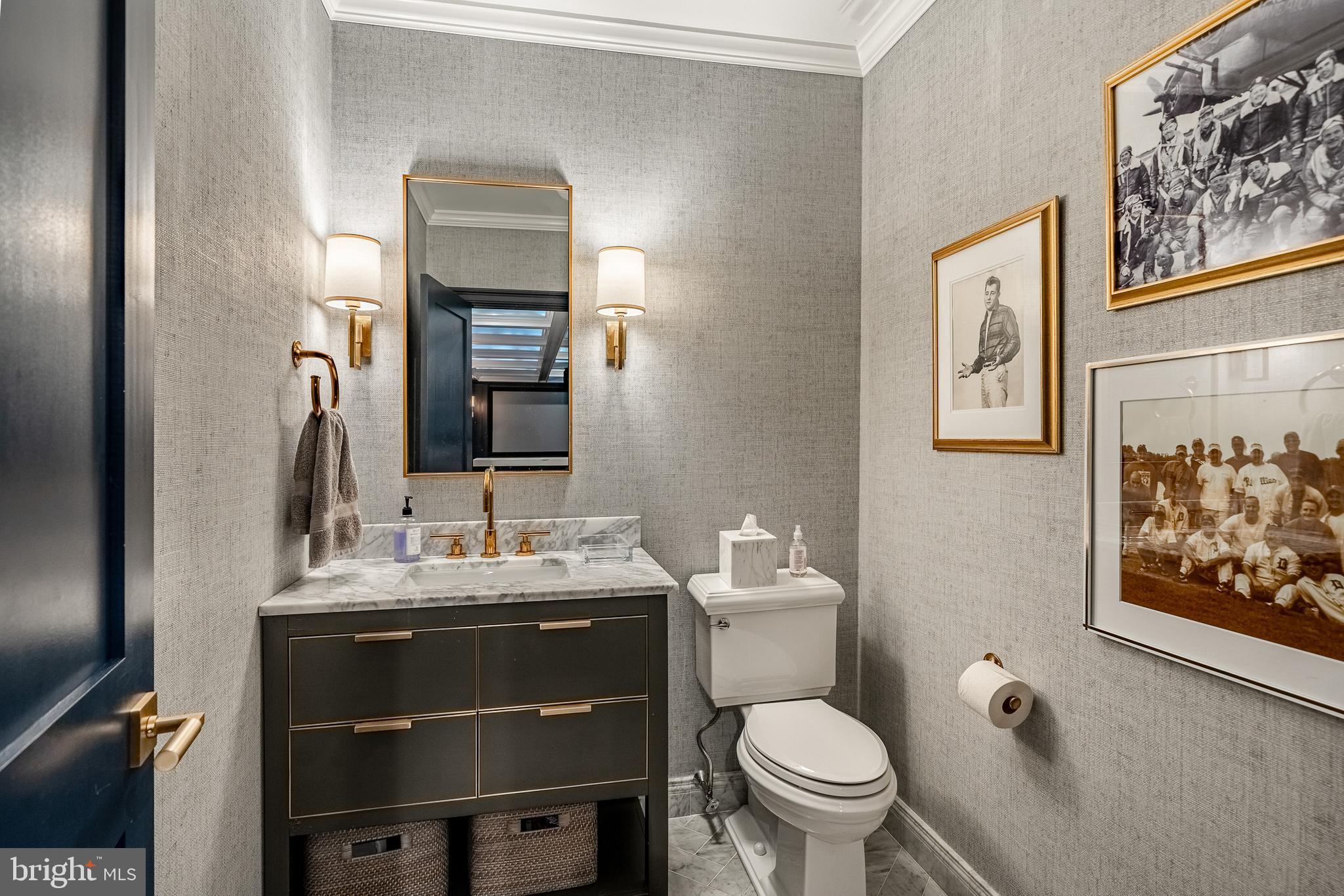 WHITEGATE - Residential