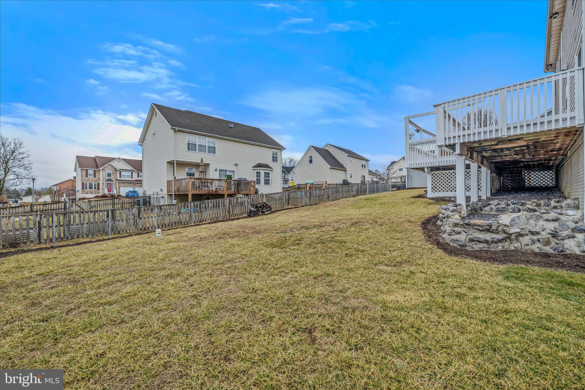 SUMMER HILL - Residential Lease