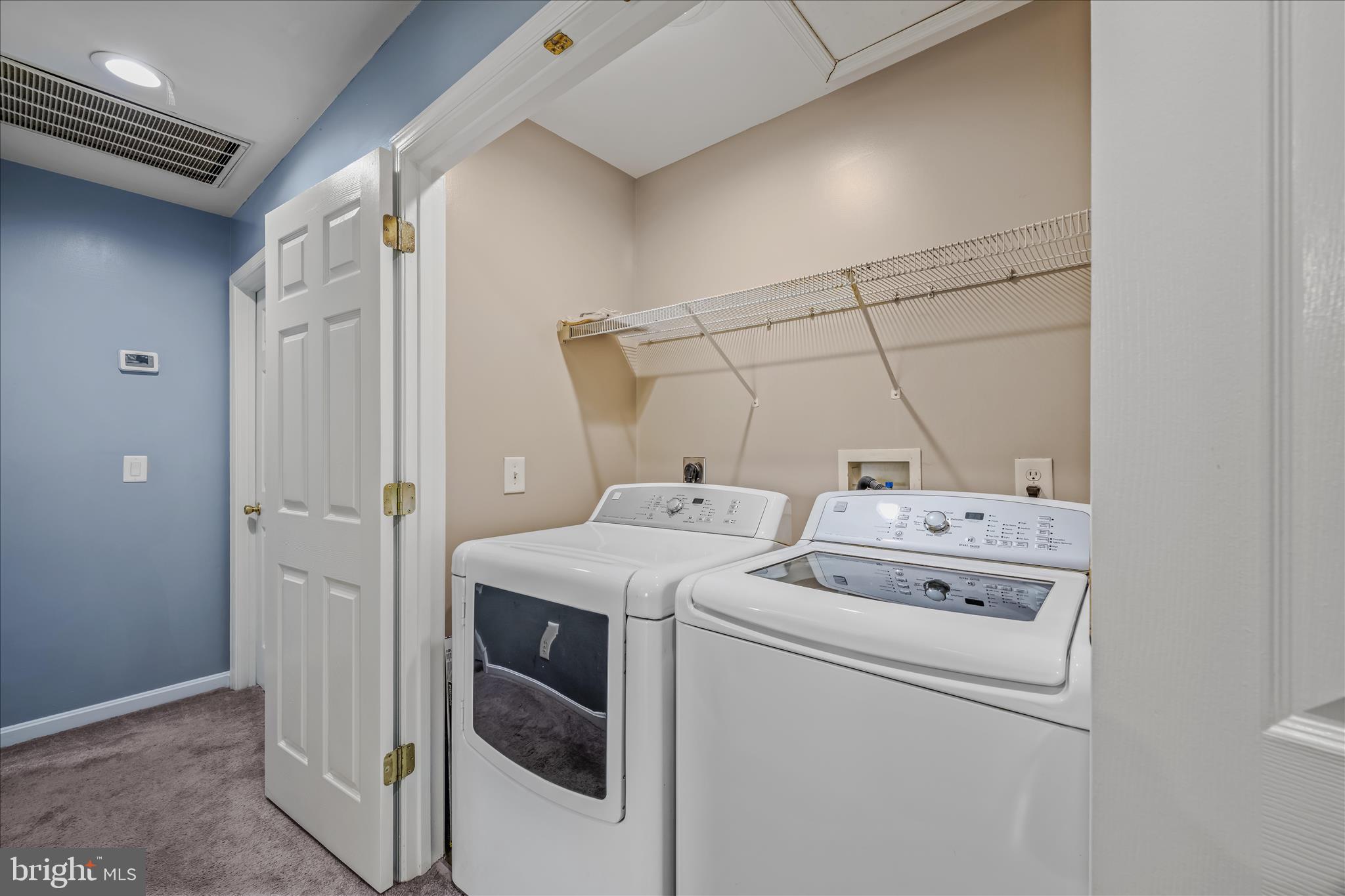 SUMMER HILL - Residential Lease