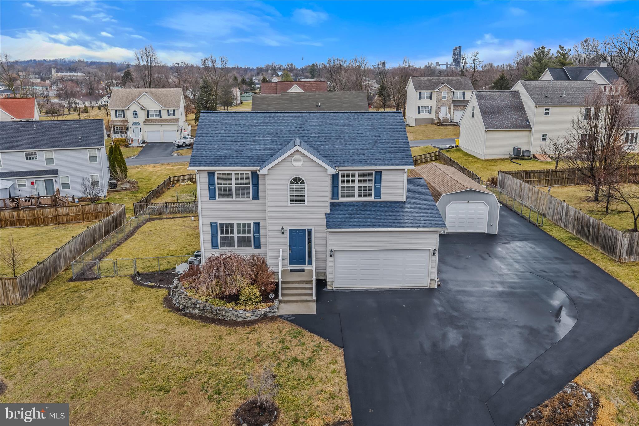 SUMMER HILL - Residential Lease