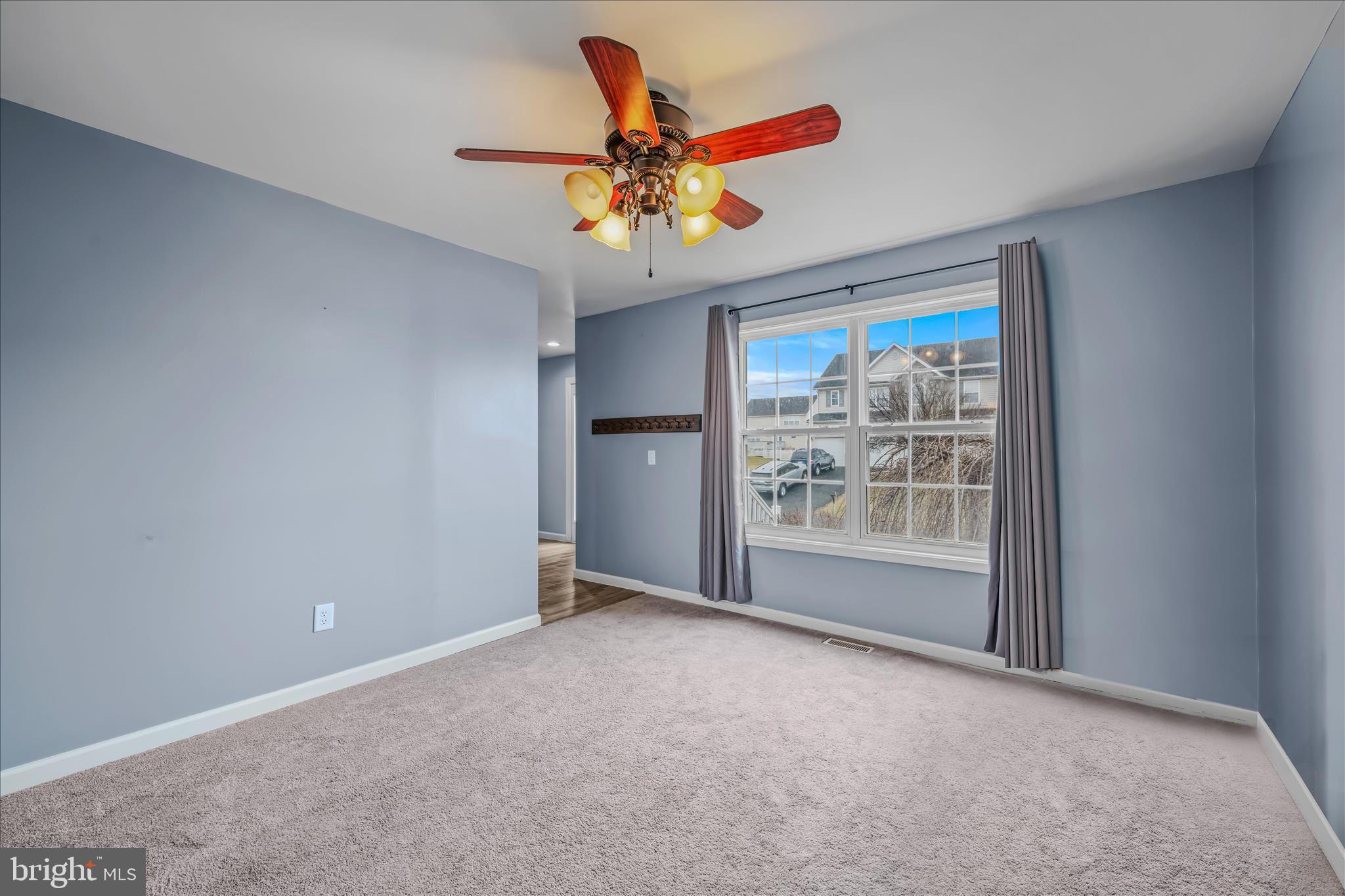 SUMMER HILL - Residential Lease