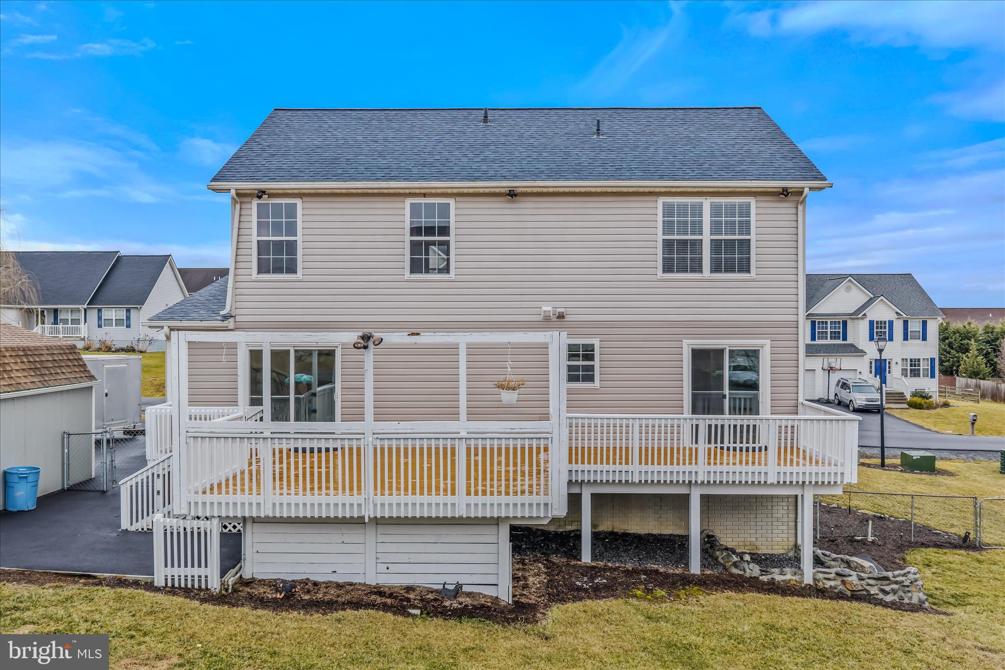 SUMMER HILL - Residential Lease