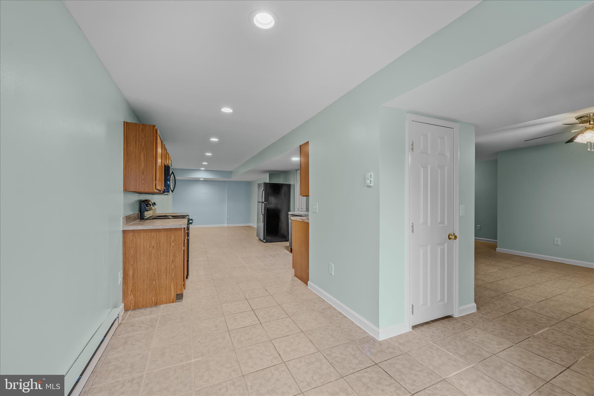 SUMMER HILL - Residential Lease