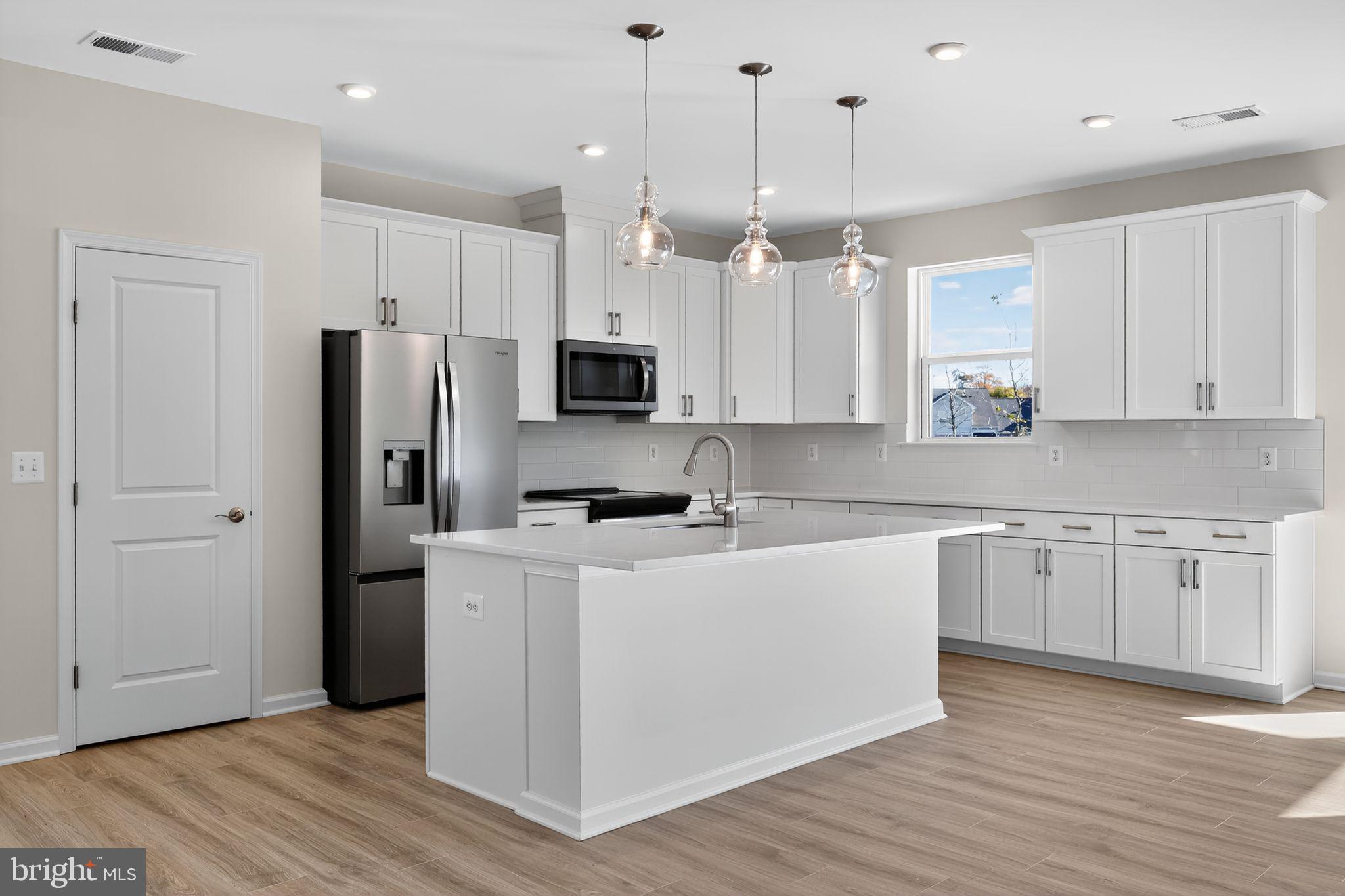 SANDPIPER COVE - Residential