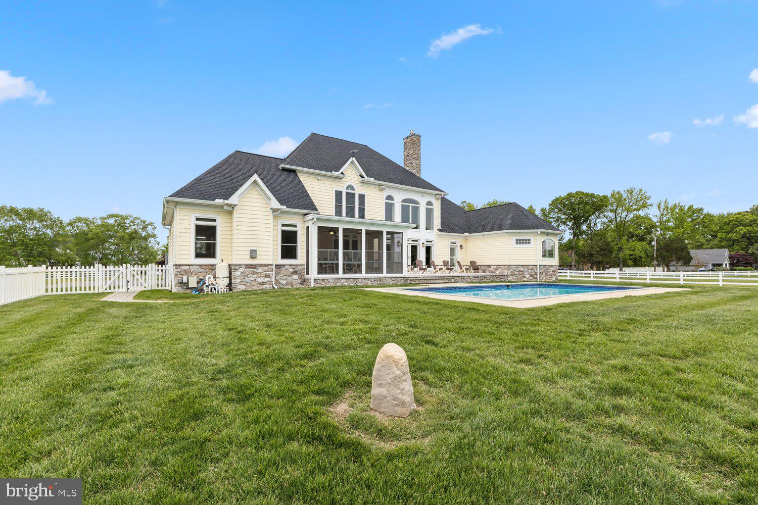 QUEEN ANNE'S ON THE WYE - Residential