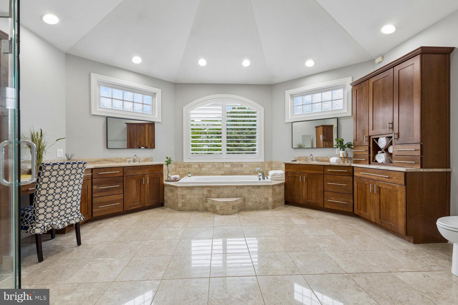 QUEEN ANNE'S ON THE WYE - Residential